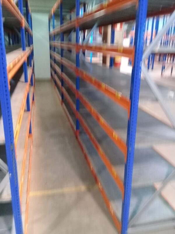 Plano e Bandejas Metálicas