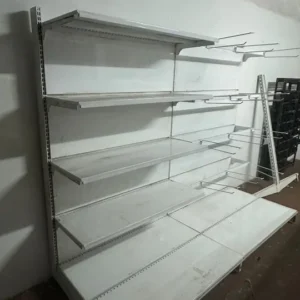 Gôndola Metálica